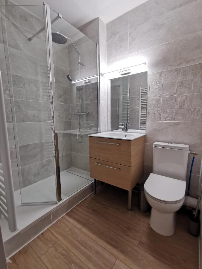 Appartement Lumineux Avec Balcon Et Parking Шербур-ан-Котантен Экстерьер фото